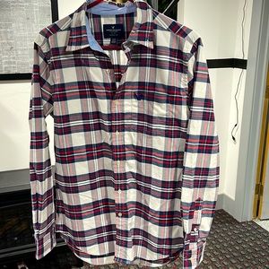 American Eagle T-Shirt. Mens. Medium. Button Down. Classic Fit.